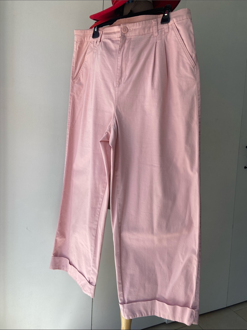 Light pink women pants